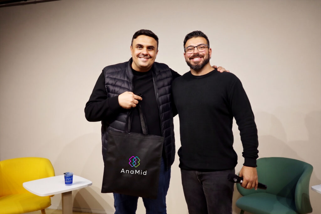 Vinícius Melo, novo presidente nacional da AnaMid, ao lado de Rodrigo Neves, primeiro presidente da associação e 2º vice-presidente de Relações Institucionais na nova gestão.
